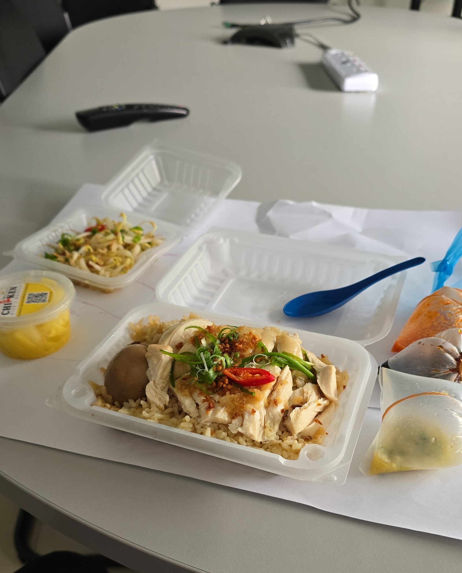 MIAO MIAO CHICKEN RICE 淼淼雞飯 9